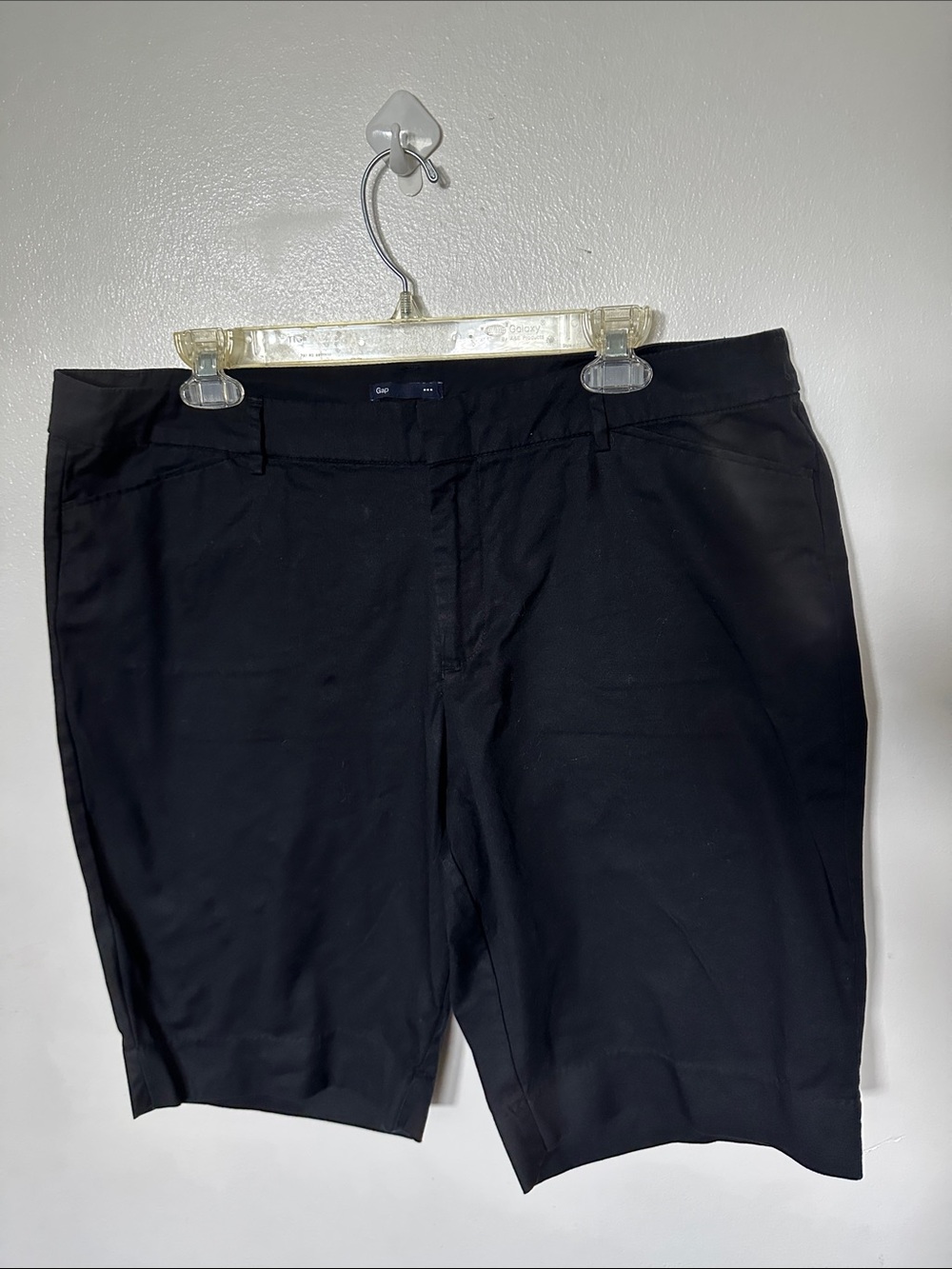 GAP Black Flat Front Women’s  Shorts